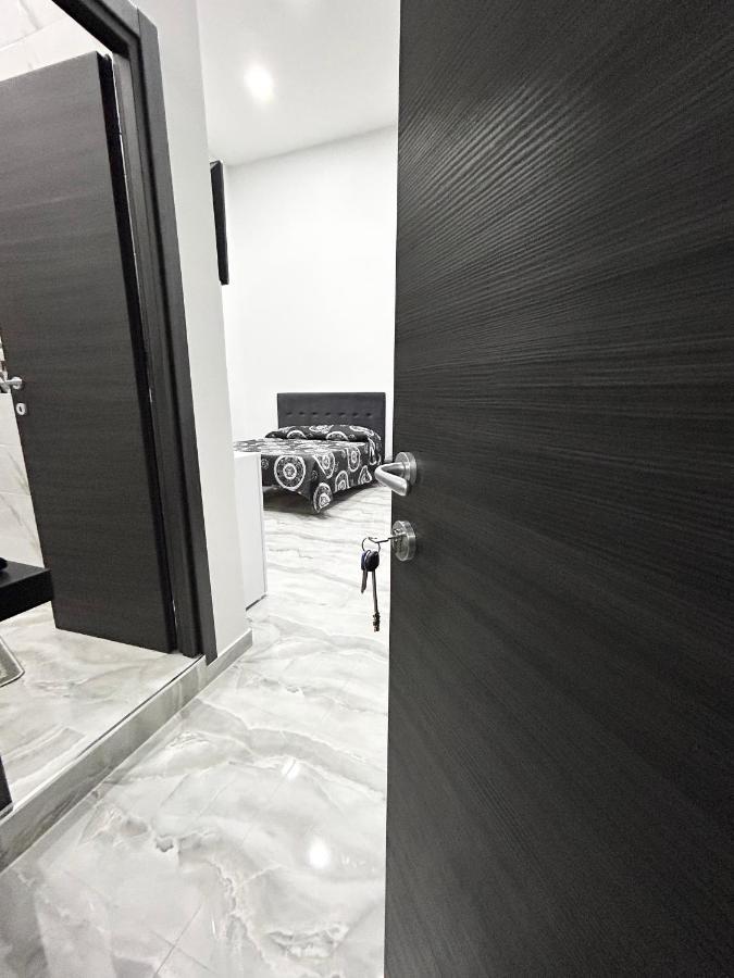 Апартаменты Foria House Valentino Неаполь Экстерьер фото