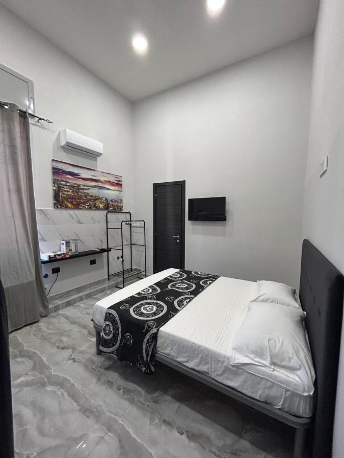 Апартаменты Foria House Valentino Неаполь Экстерьер фото